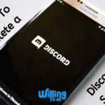 How to delete a discord server