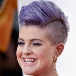 Long-Mohawk-Inspired cut