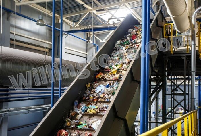 Move plastic to the washing filth