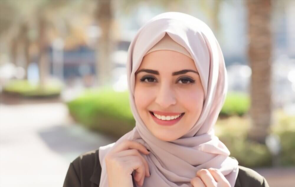 Wear Infinity scarf in hijab style