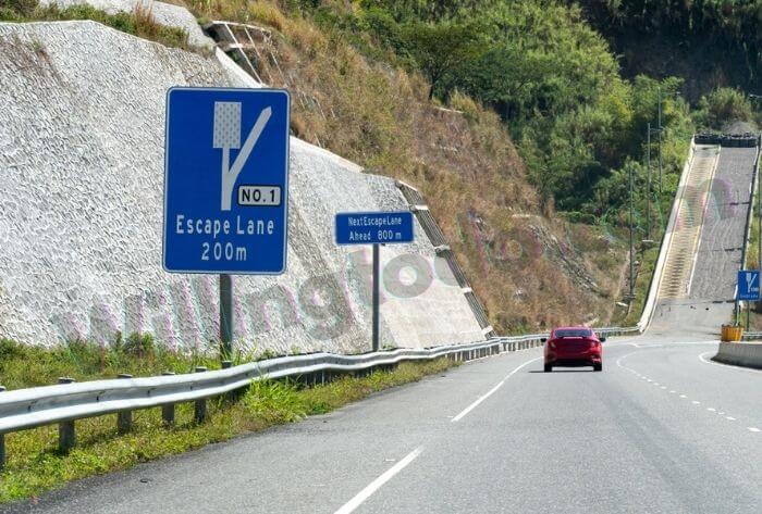 Avoid deceleration when you drive uphill