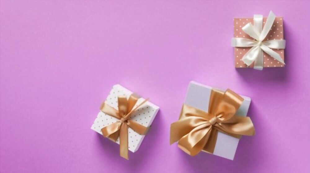 Classic bow for Christmas