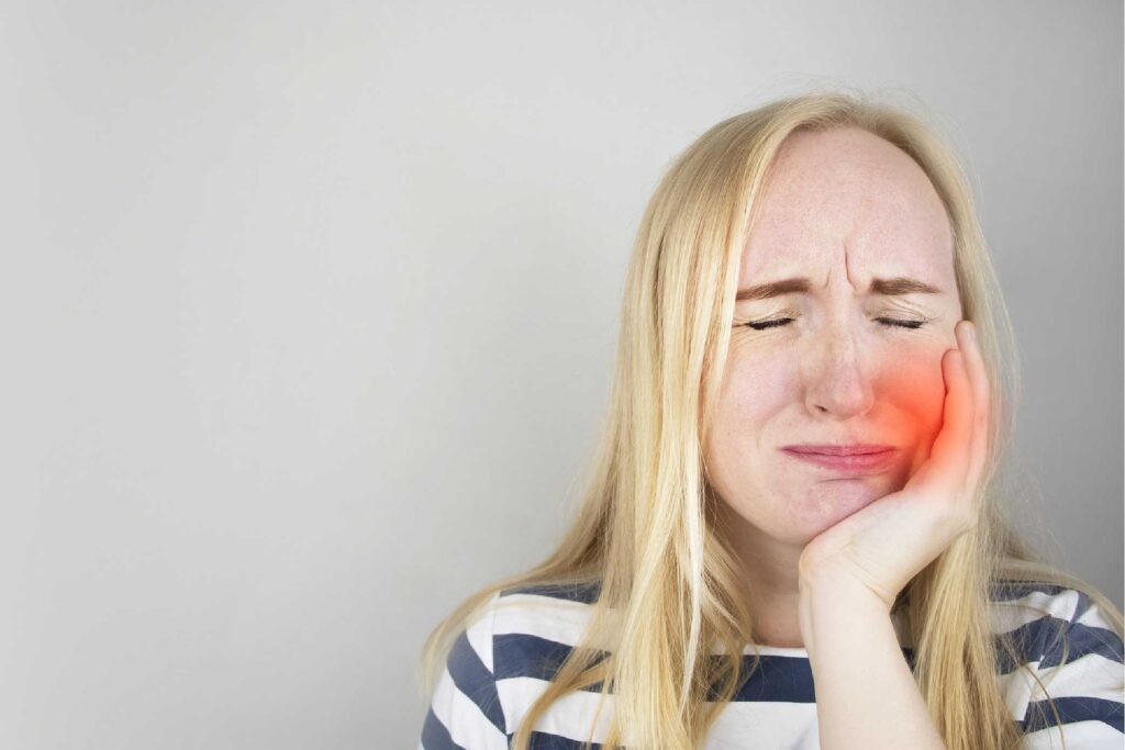 Symptoms and Discomfort Associated with Gum on Cuts