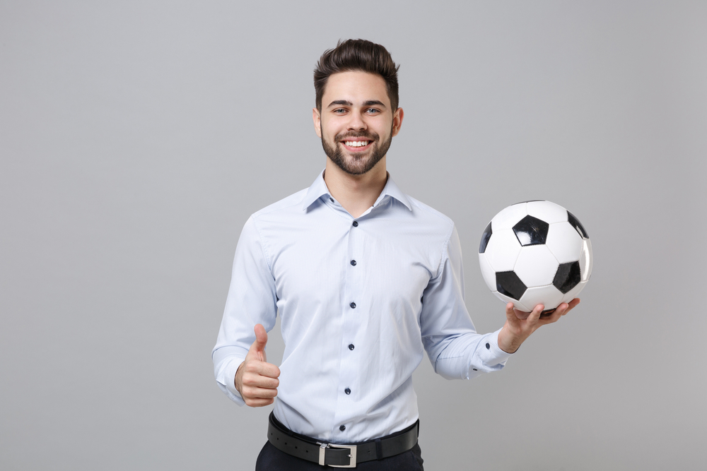 How to Become a Sports Manager
