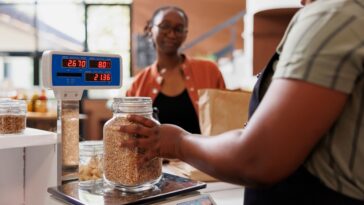 how many grains in a pound